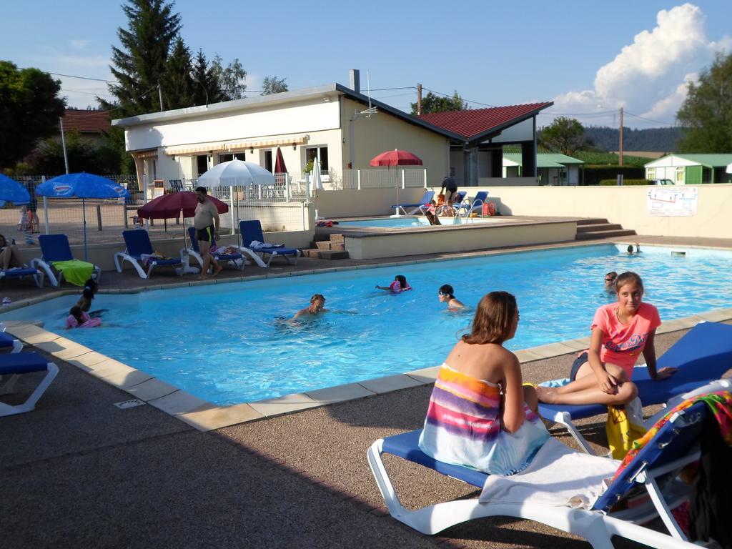 Camping Les Pinasses La Chapelle  Exterior photo