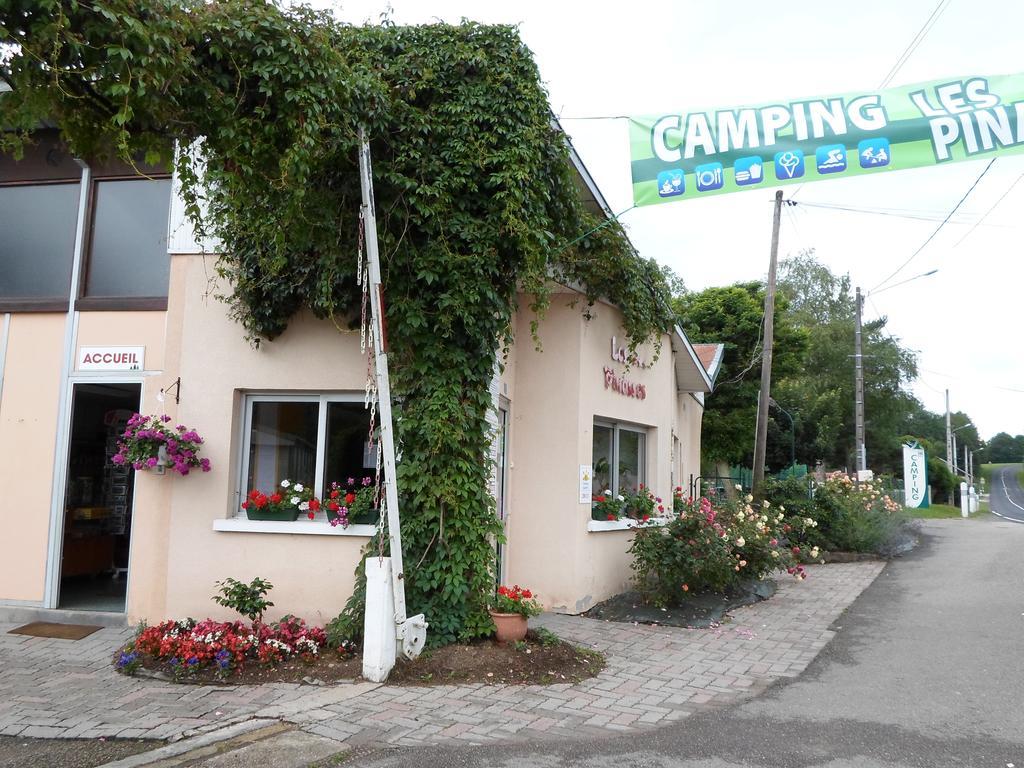 Camping Les Pinasses La Chapelle  Exterior photo
